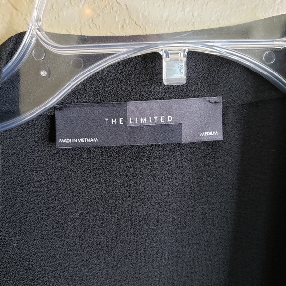 4 for $30 SALE!! The Limited NWT Black Sleeveless Duster Medium - Picture 3 of 7